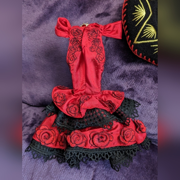 Rainbow High Maria Garcia Dia De Los Muertos Doll Dress and Hat - Picture 6 of 8